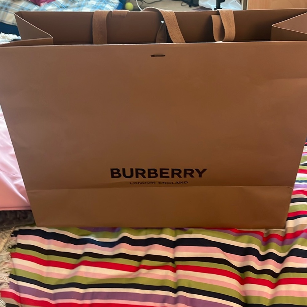 Large Burberry shopping bag